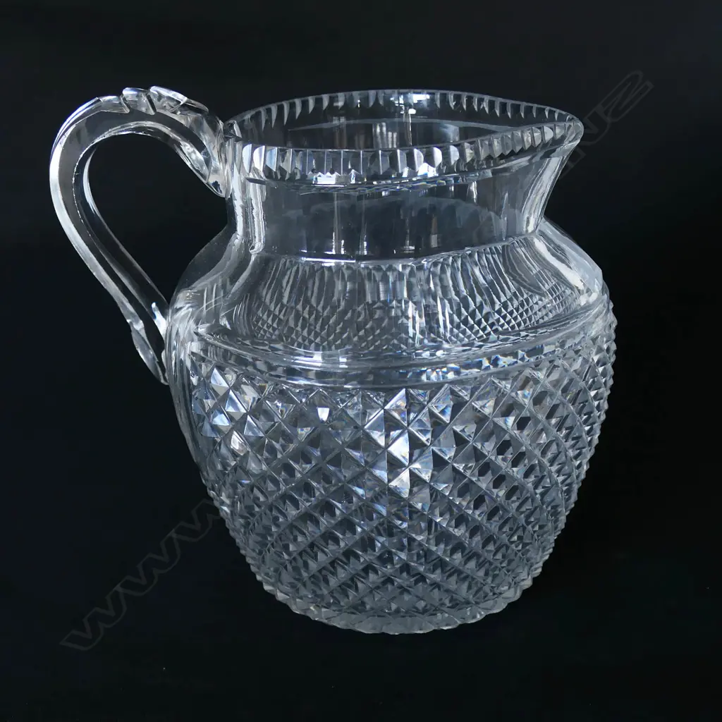 A Continental crystal jug, Image 1++