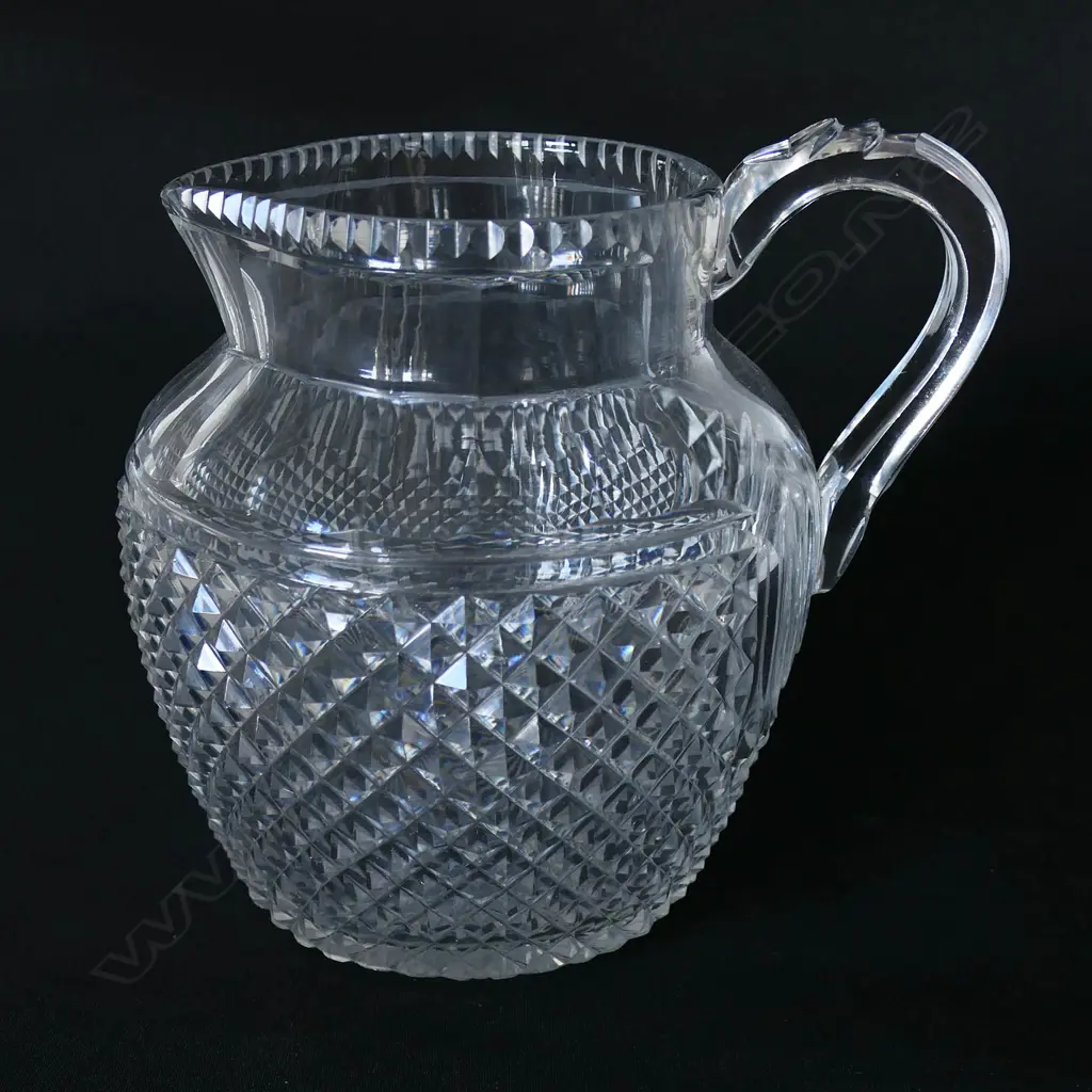 A Continental crystal jug, Image 1++