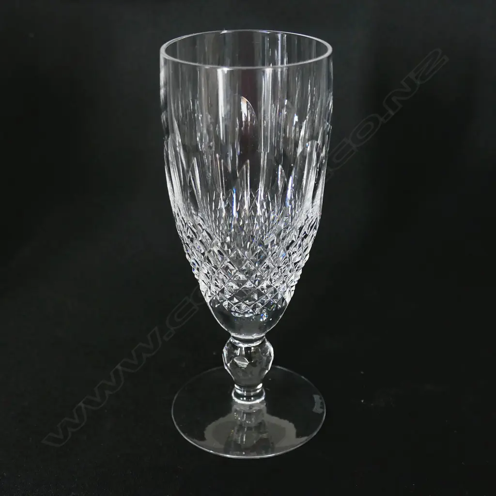 A set of eight Waterford crystal short-stem champagnes, Image 1++
