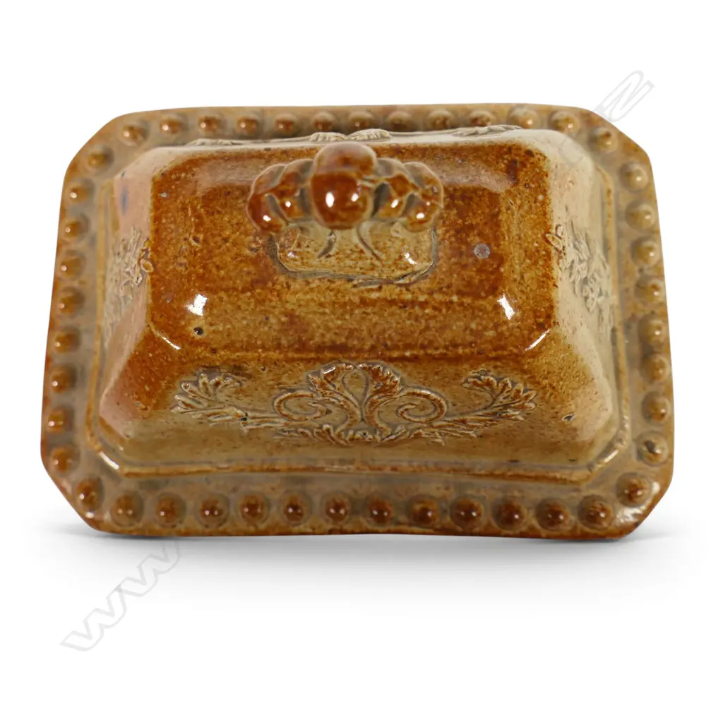 An early Victorian salt glazed Staffordshire lidded tobacco box, Image 1++