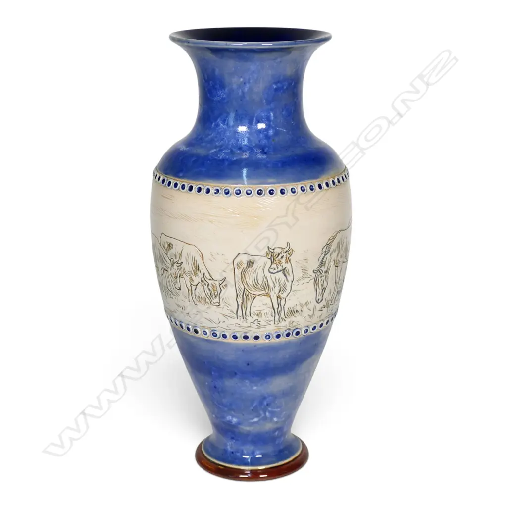 Royal Doulton stoneware Hannah Barlow sgraffito vase, Image 1++