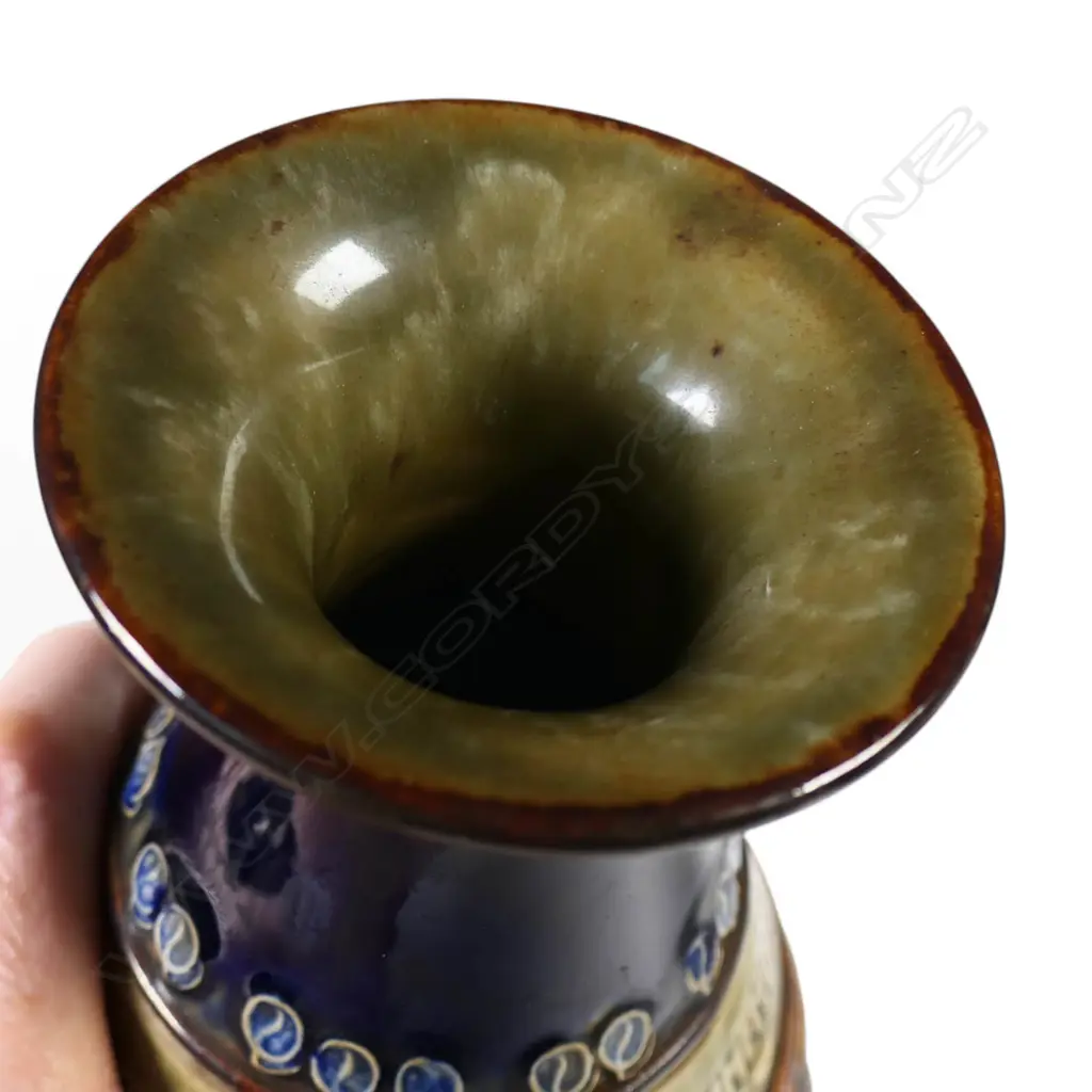 A Doulton Lambeth Edward VII coronation baluster commemorative vase, Image 1++