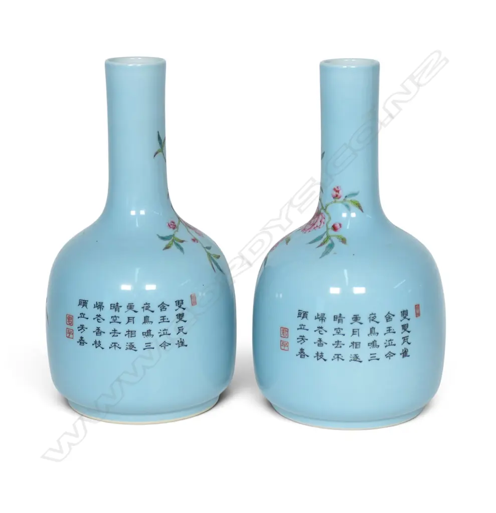 A fine quality pair of Chinese famille-rose sky blue ground porcelain vases, Image 1++