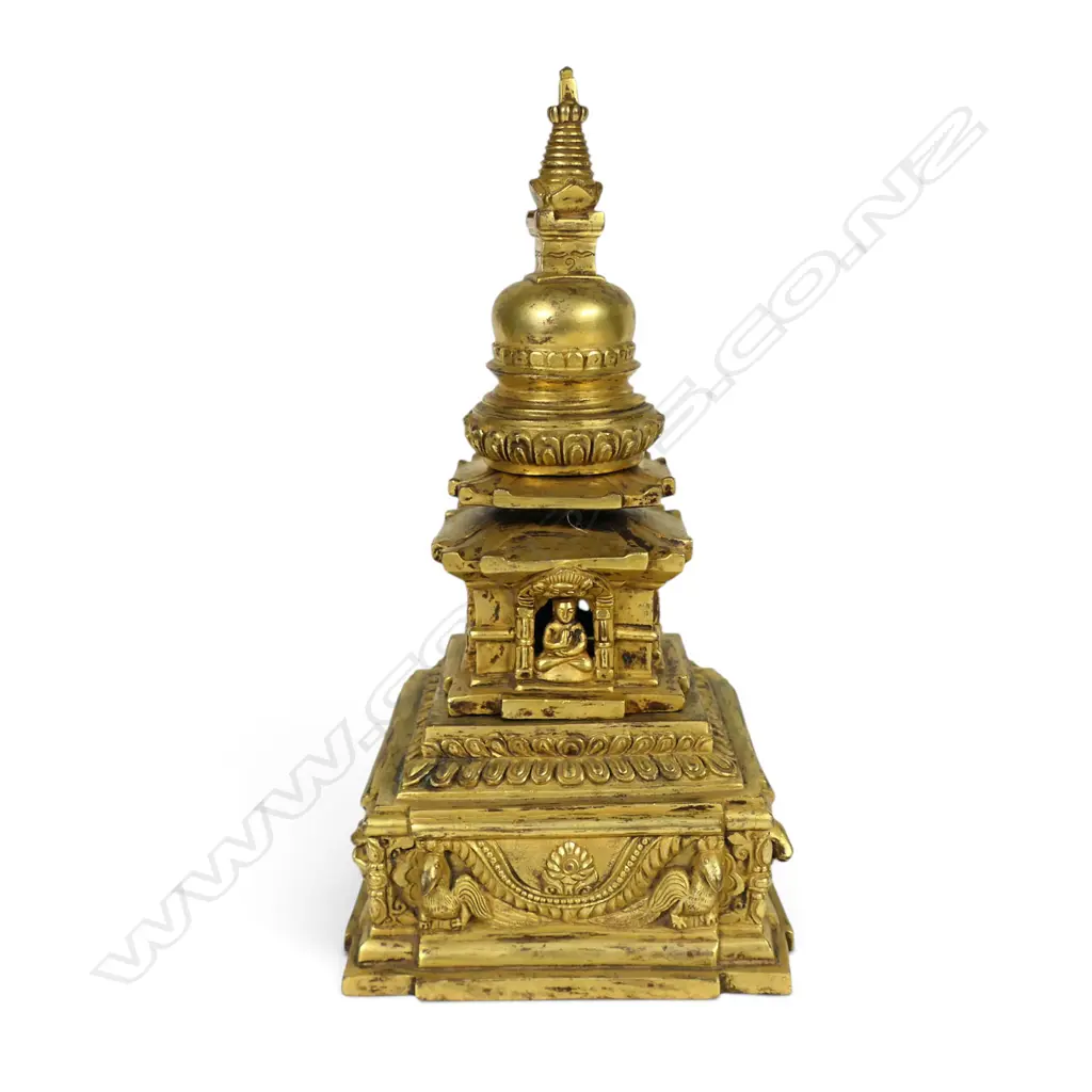 An Oriental gilt bronze temple sculpture, Image 1++