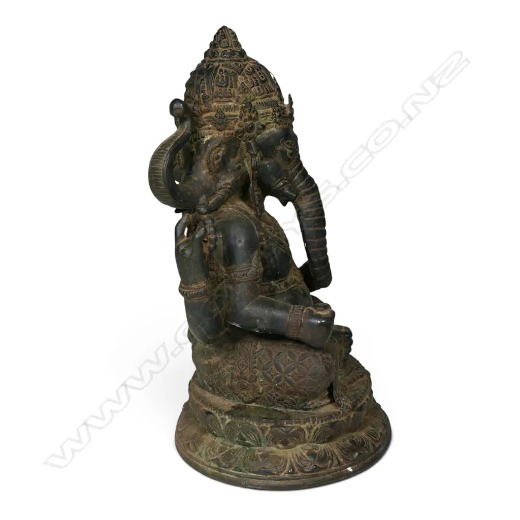 A South East Asian bronze Trimukha Ganesha statue, Image 1++