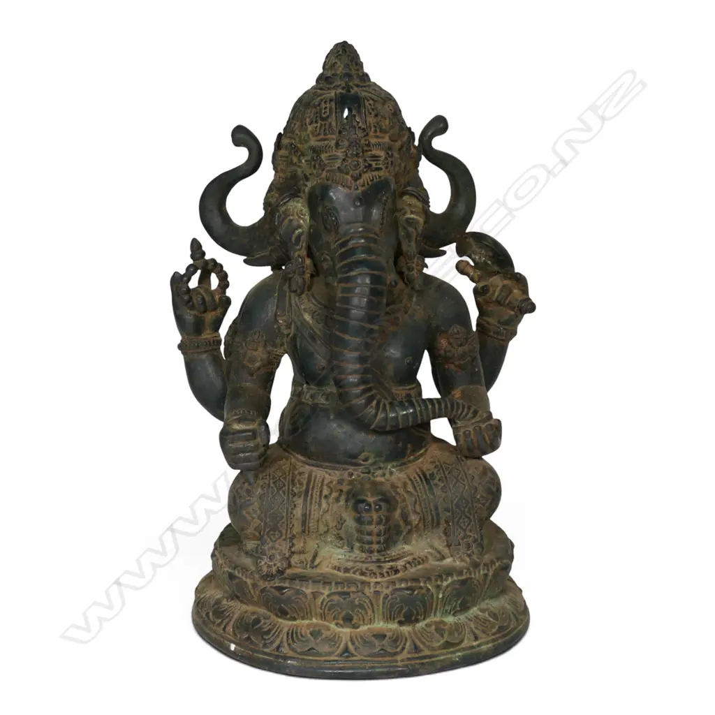 A South East Asian bronze Trimukha Ganesha statue, Image 1++
