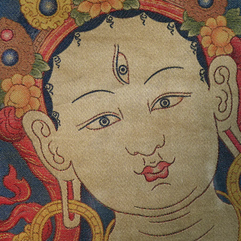 A fine machine embroidered Thangka, Image 1++