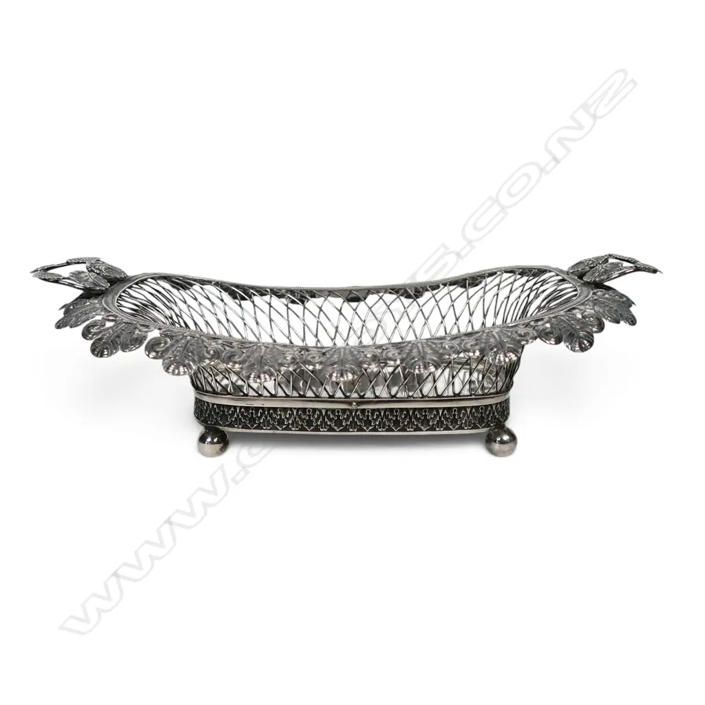 A 19thC Continental silver bonbon basket, Image 1++