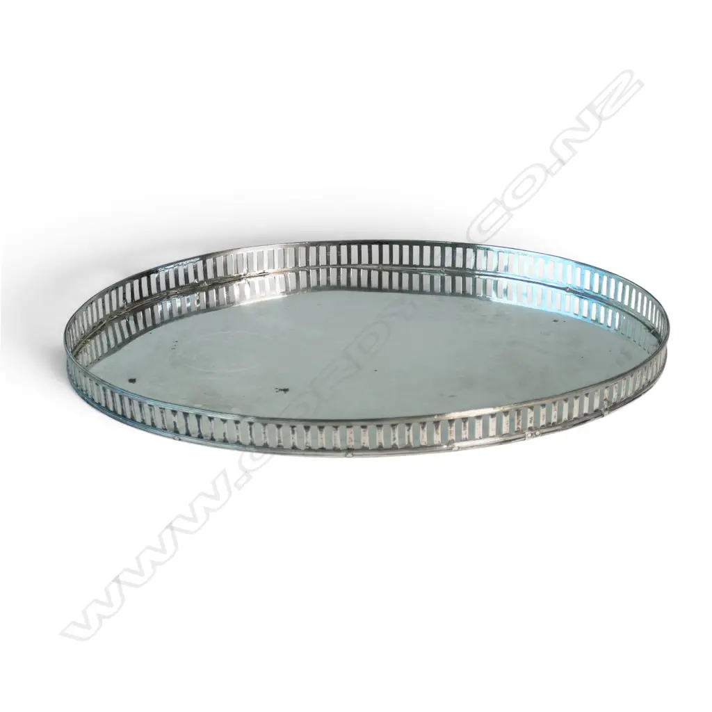 A Continental silver gallery tray, Image 1++