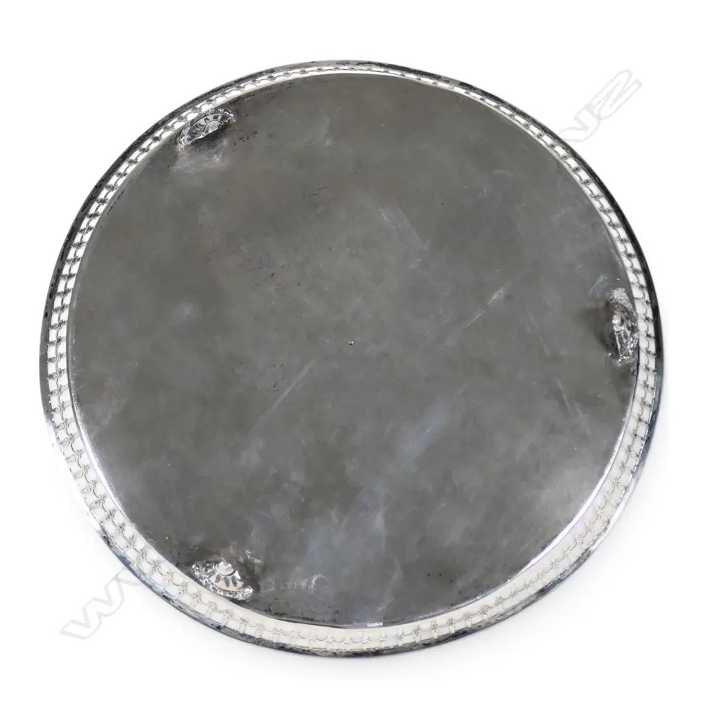 A Continental silver gallery tray, Image 1++