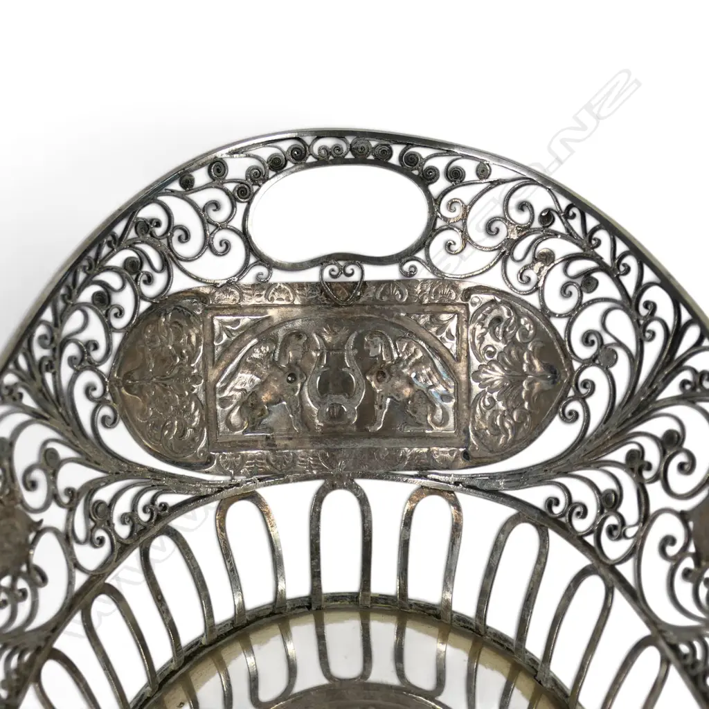 A 19thC Continental silver basket, Image 1++