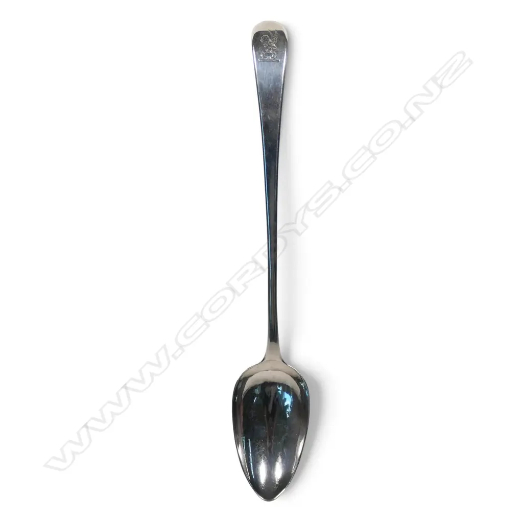 An early George III silver pie spoon, Image 1++