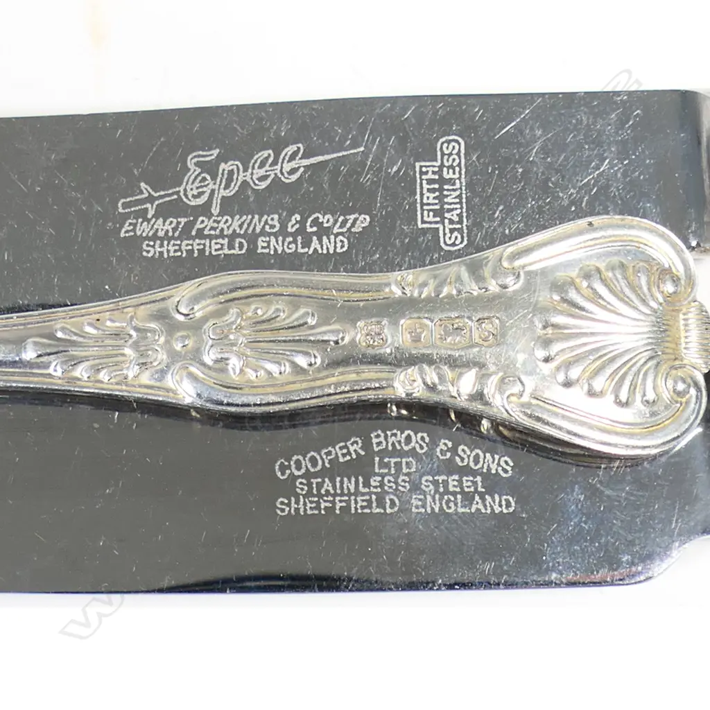A 19th and 20thC silver King's pattern six place cutlery service, Image 1++