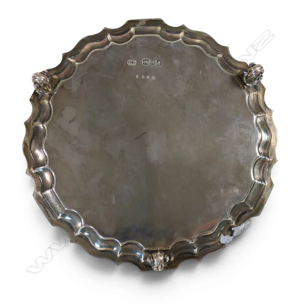 A late Victorian silver pie crust waiter, Image 1++
