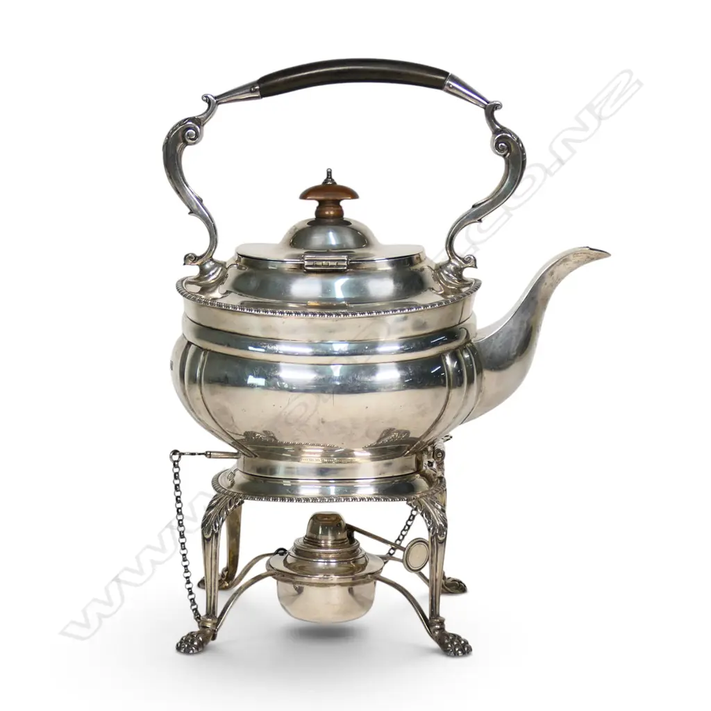 An Edwardian silver spirit kettle on stand, Image 1++
