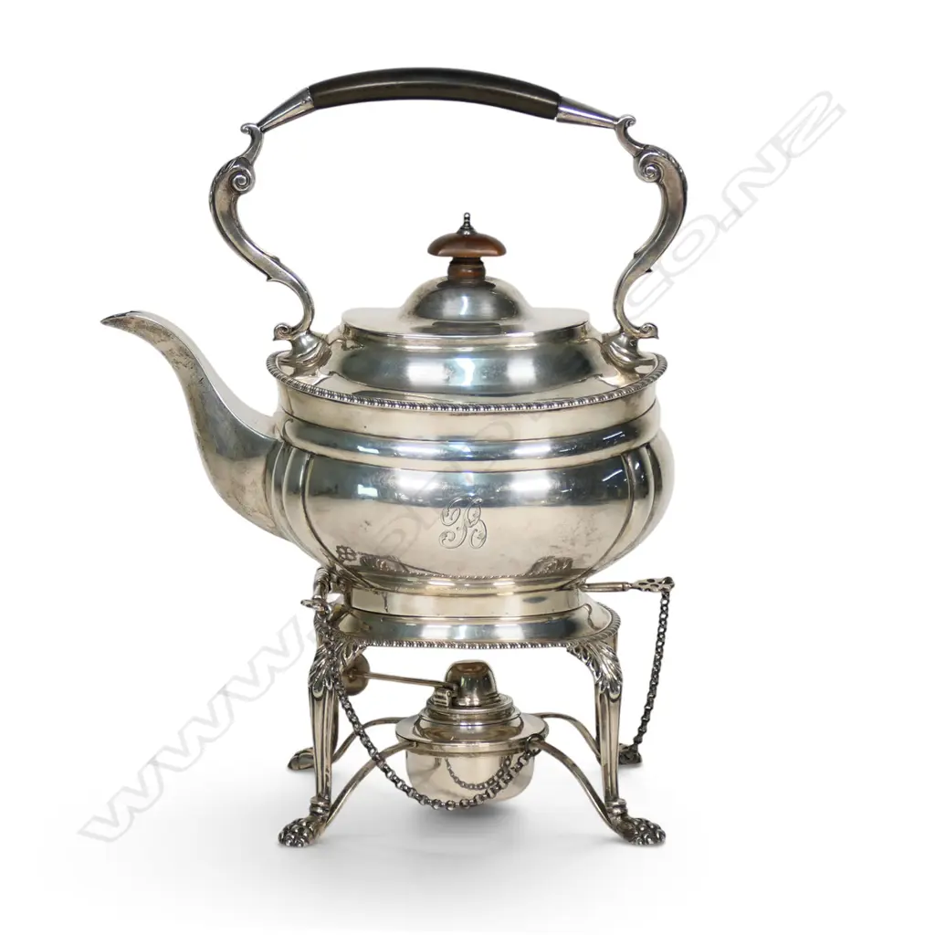 An Edwardian silver spirit kettle on stand, Image 1++
