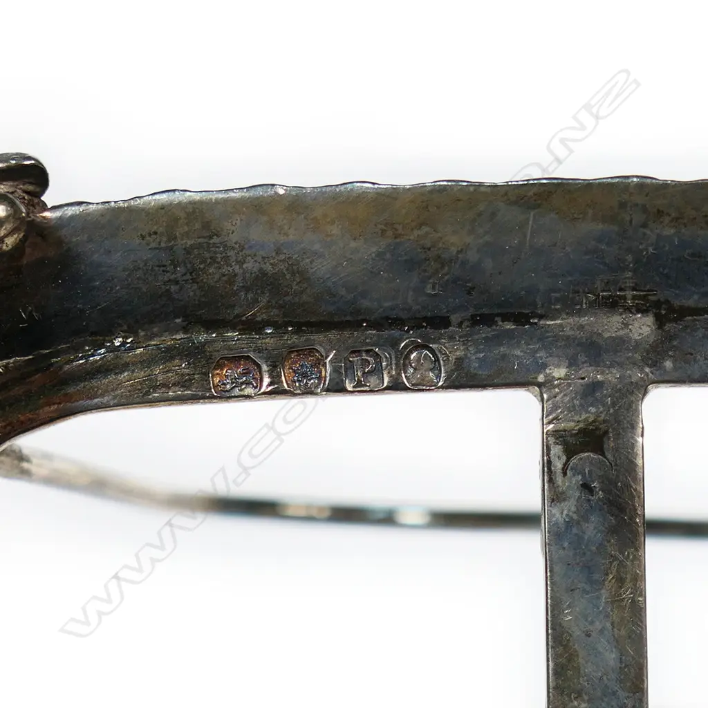 A George III silver toast rack, Image 1++