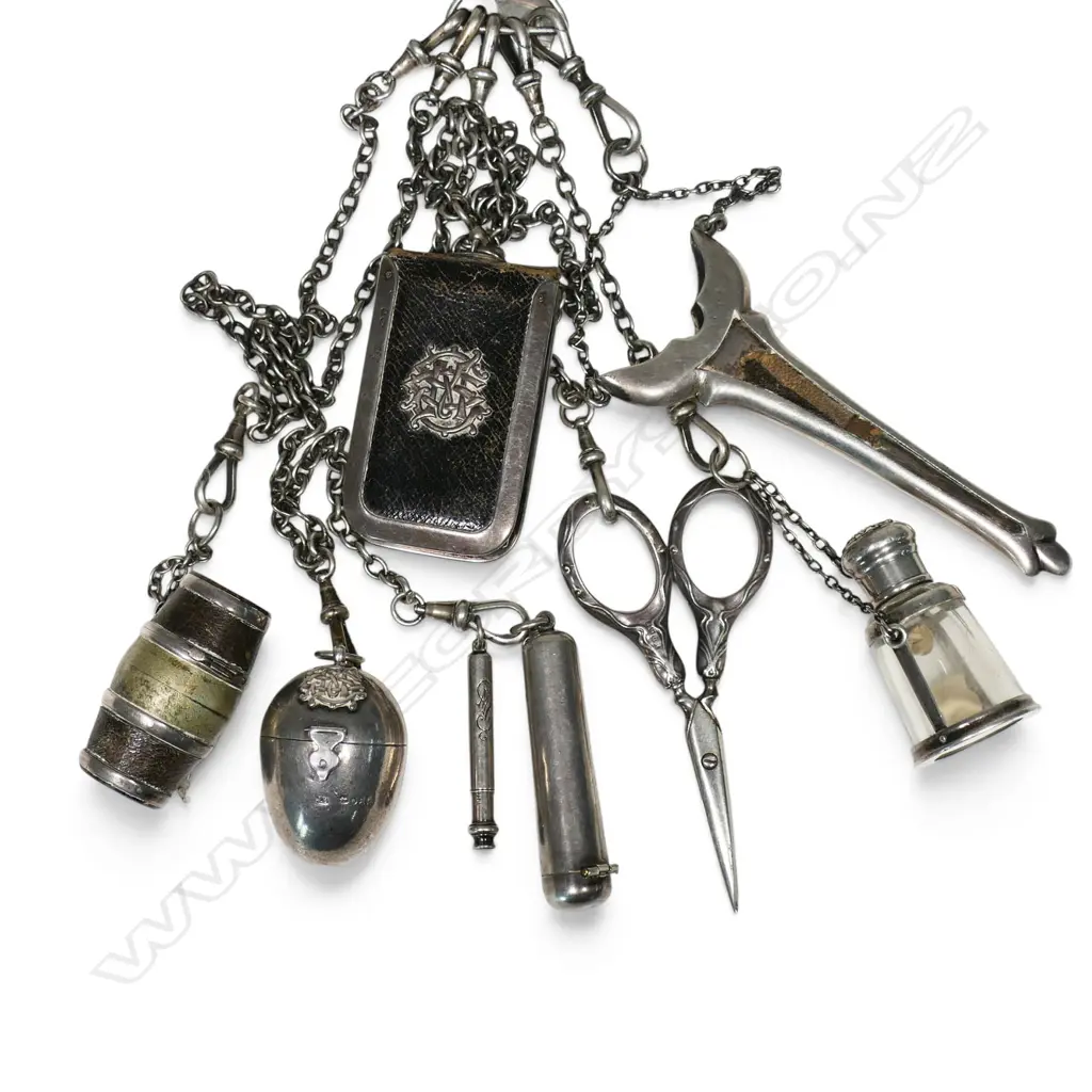 A Victorian silver and leather chatelaine, Image 1++
