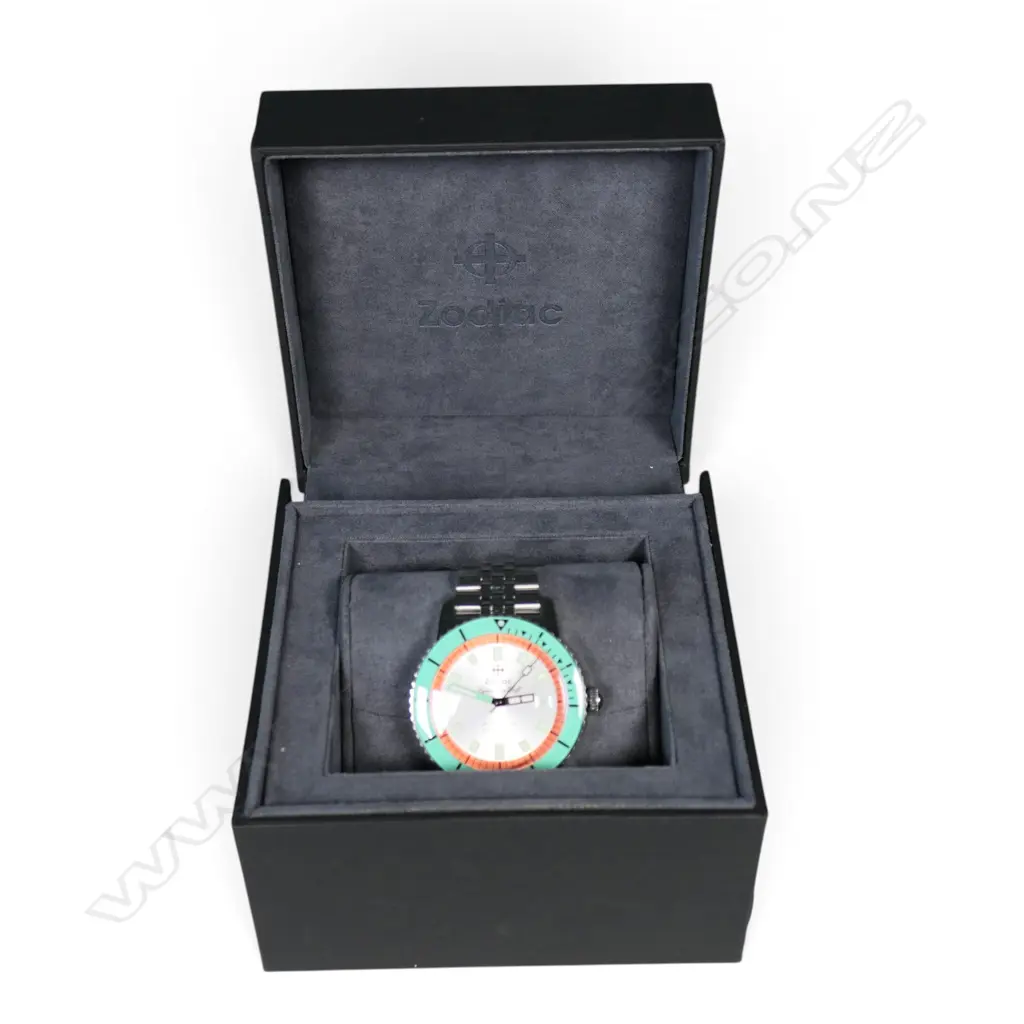 A Zodiac Super Sea Wolf Compression Diver 'Watermelon' gent's wristwatch, Image 1++