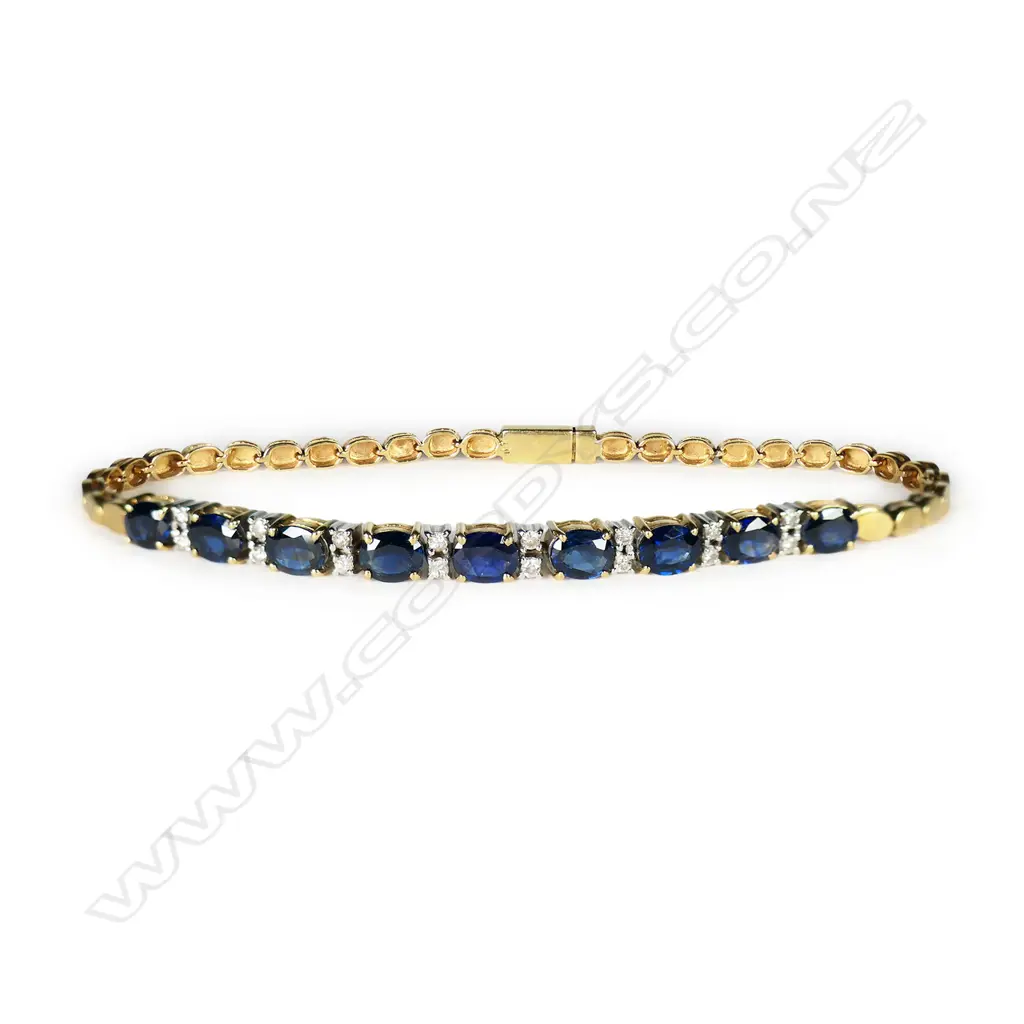An 18ct gold sapphire and diamond tennis bracelet, Image 1++