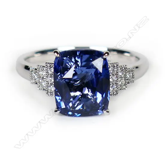 An 18ct white gold sapphire and diamond Art Deco style ring,