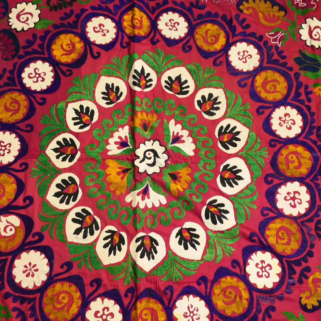 A rare embroidered Suzani panel, Image 1++