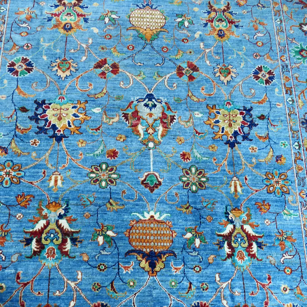 A striking hand-knotted Chobi carpet, Image 1++