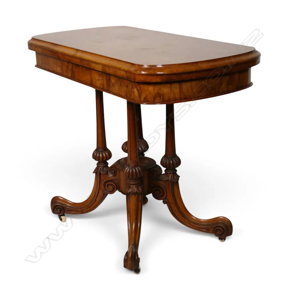 A Victorian burr walnut card table, Image 1++