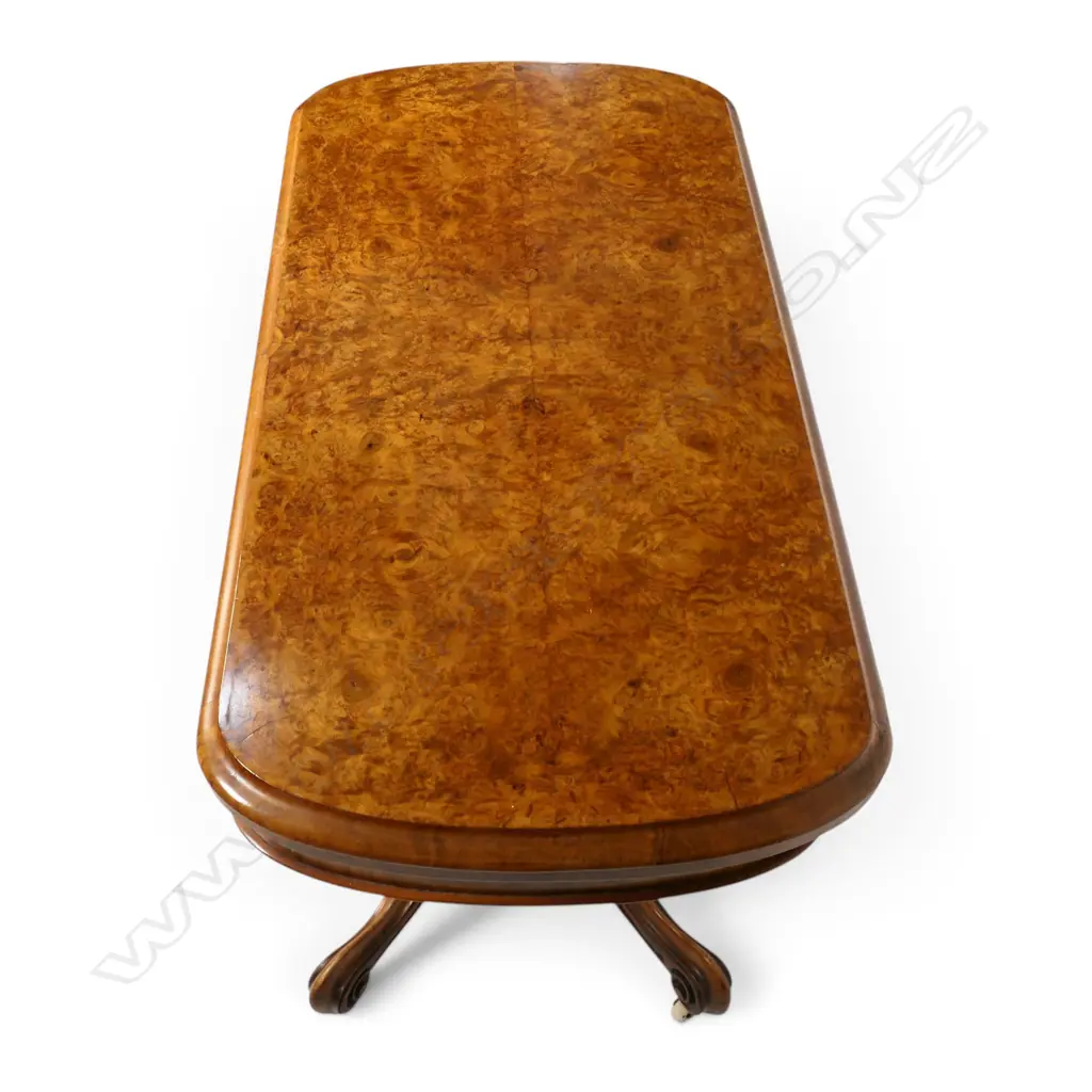 A Victorian burr walnut card table, Image 1++