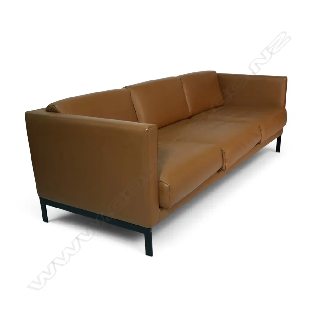 A Simon James Design tan leather sofa, Image 1++
