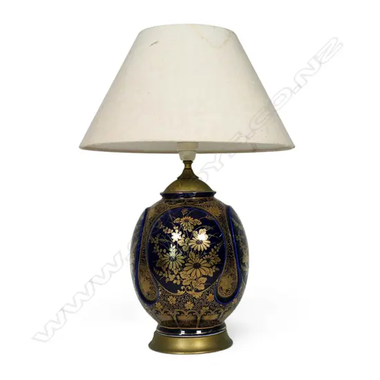 A vintage Coverley table lamp,