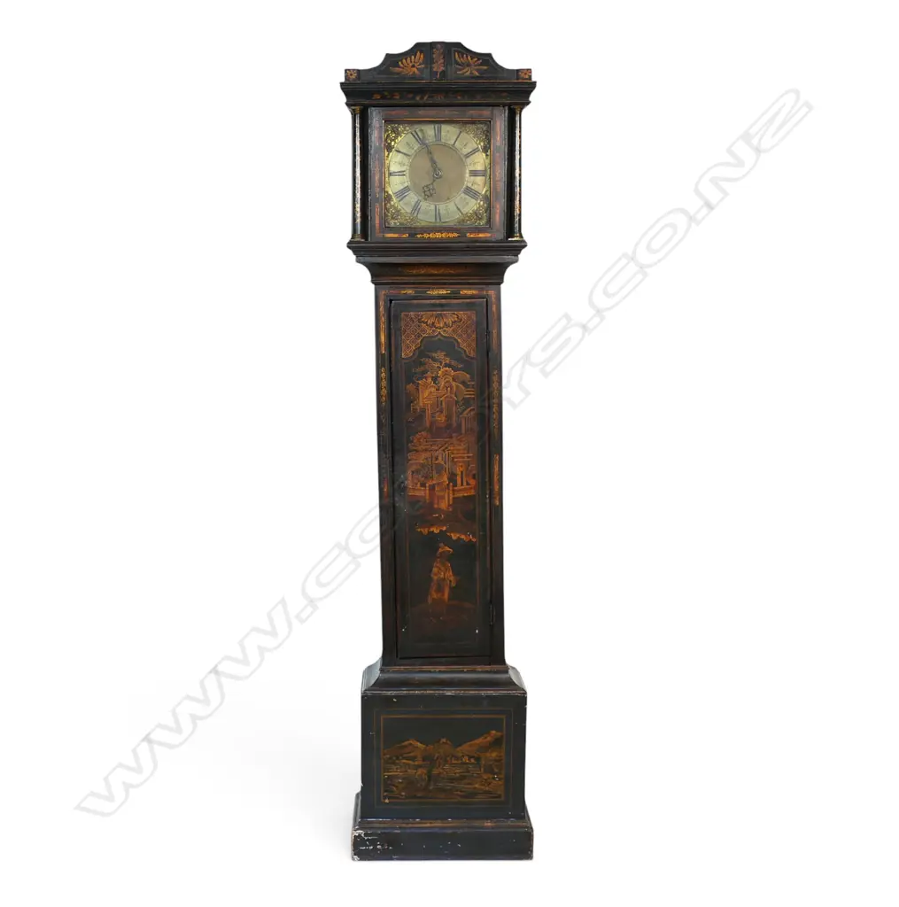 An 18thC chinoiserie decorated long case clock, Image 1++
