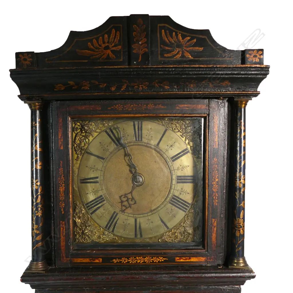 An 18thC chinoiserie decorated long case clock, Image 1++