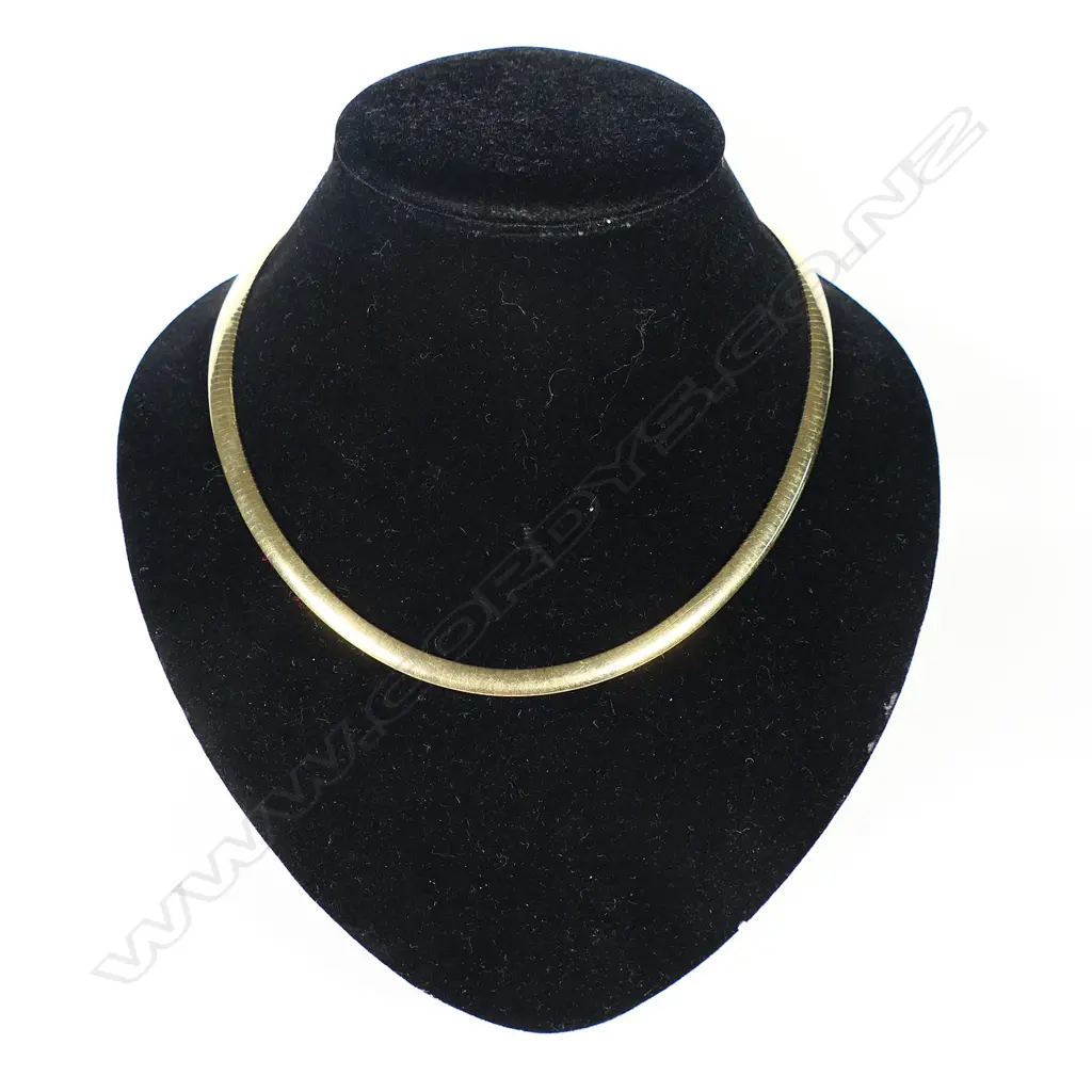 A 14ct gold Italian necklet, Image 1++