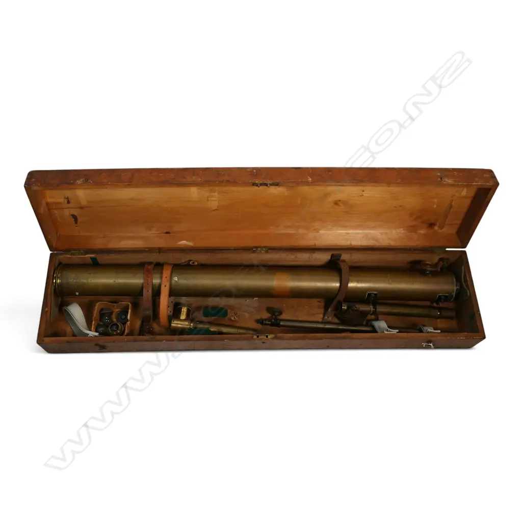 A Victorian brass celestial telescope, Image 1++