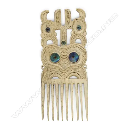 A late 19thC Māori whalebone heru (hair comb) by Patoromu Tamatea,