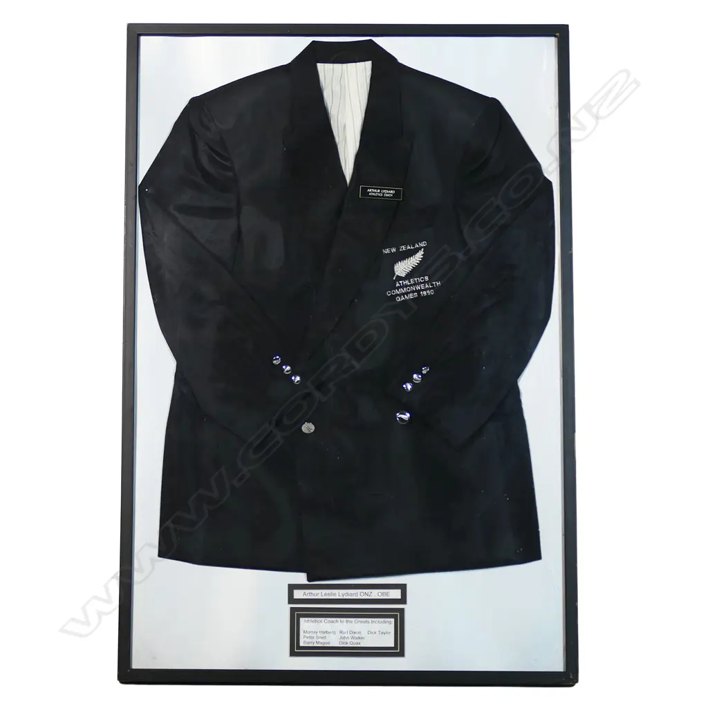 A 1990 Commonwealth Games athletics jacket associated with Arthur Leslie Lydiard ONZ, Image 1++