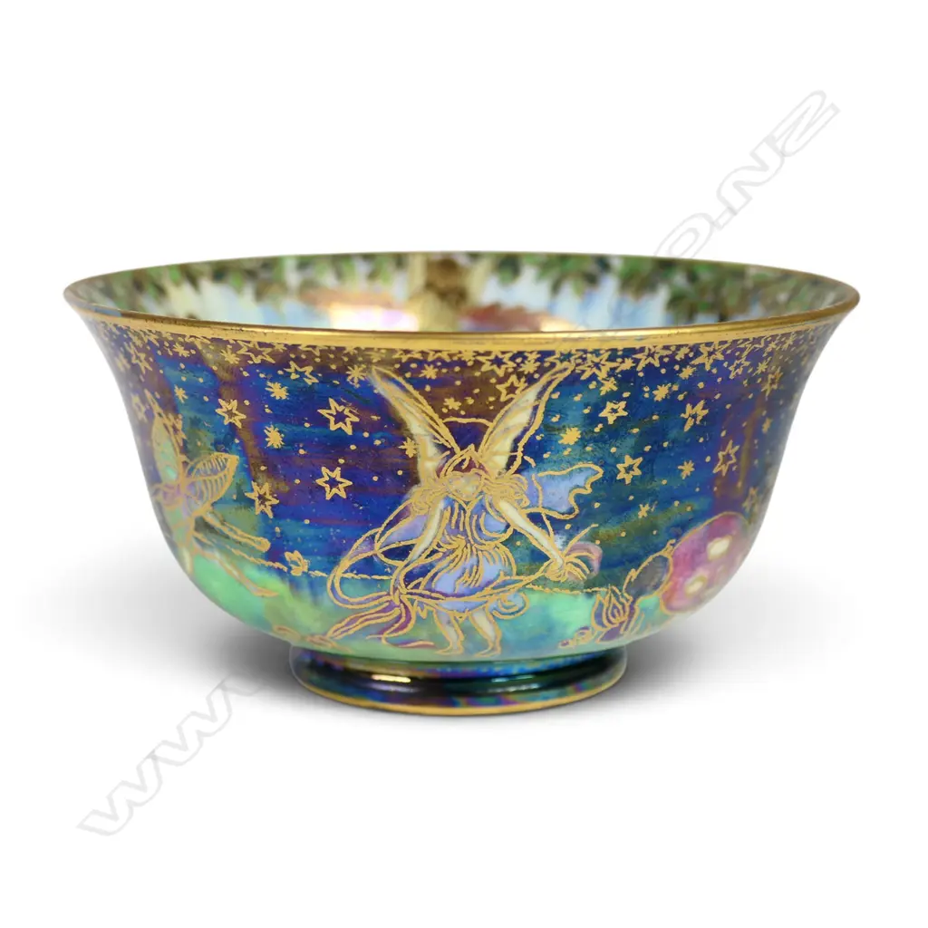 A rare Wedgwood Daisy Makeig-Jones Fairyland Lustre small bowl, Image 1++