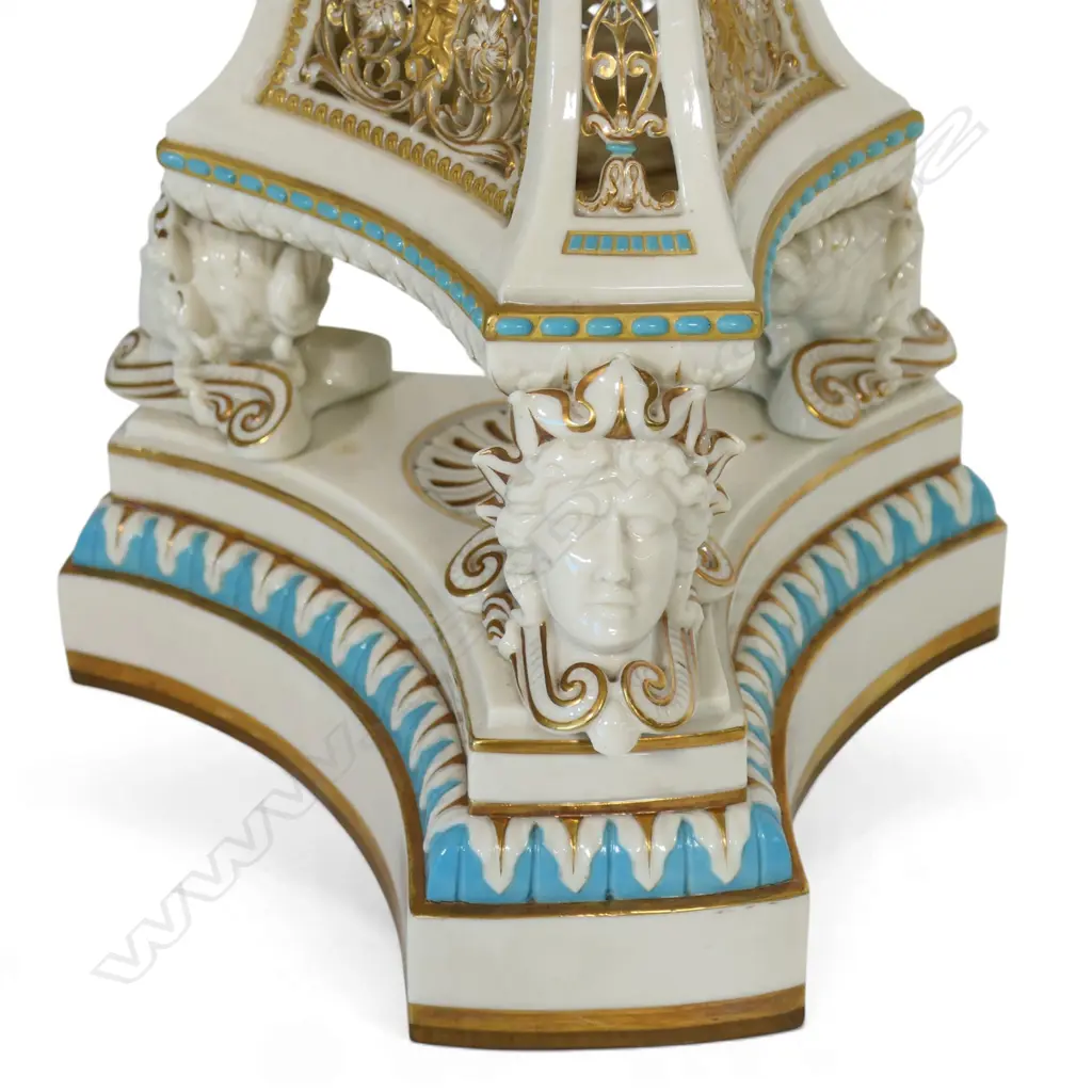 A rare and possibly unique Victorian Grainger Worcester reticulated porcelain exhibition pedestal vase, Image 1++