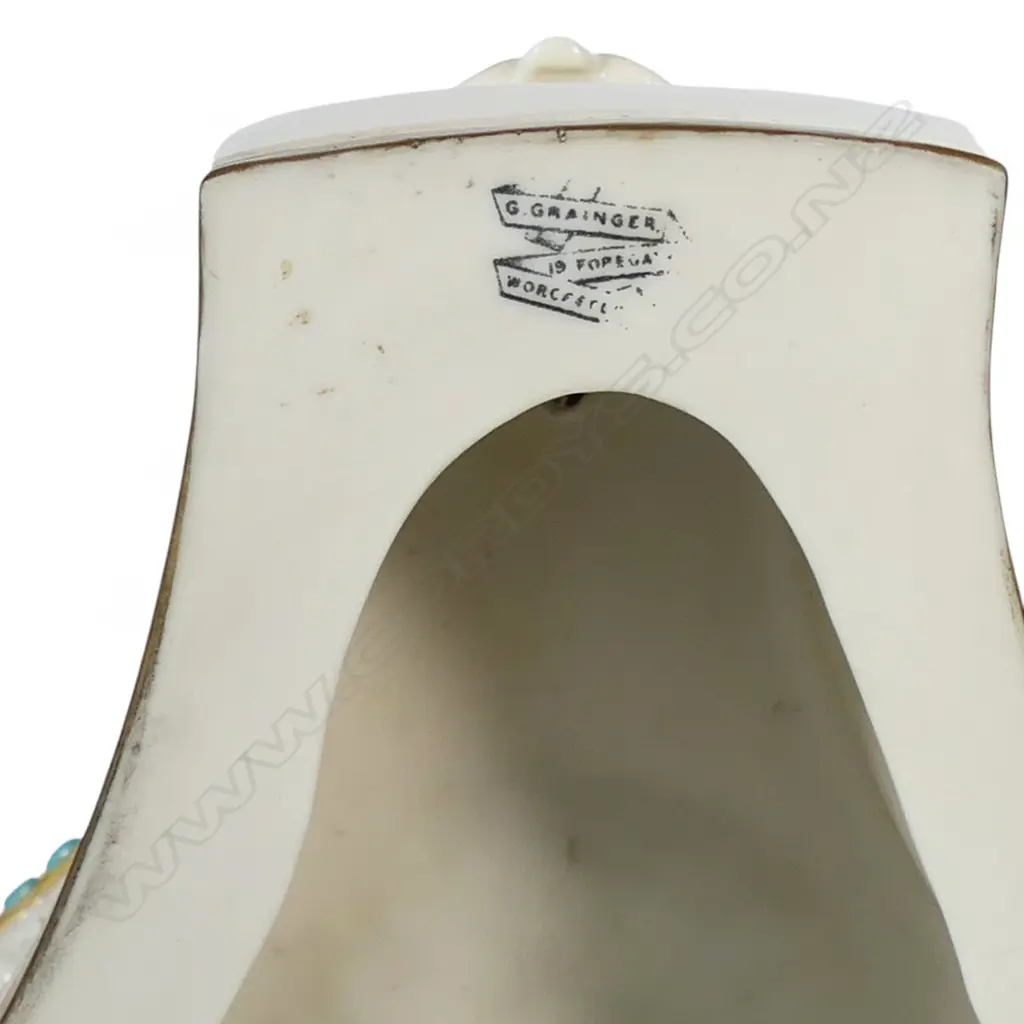 A rare and possibly unique Victorian Grainger Worcester reticulated porcelain exhibition pedestal vase, Image 1++