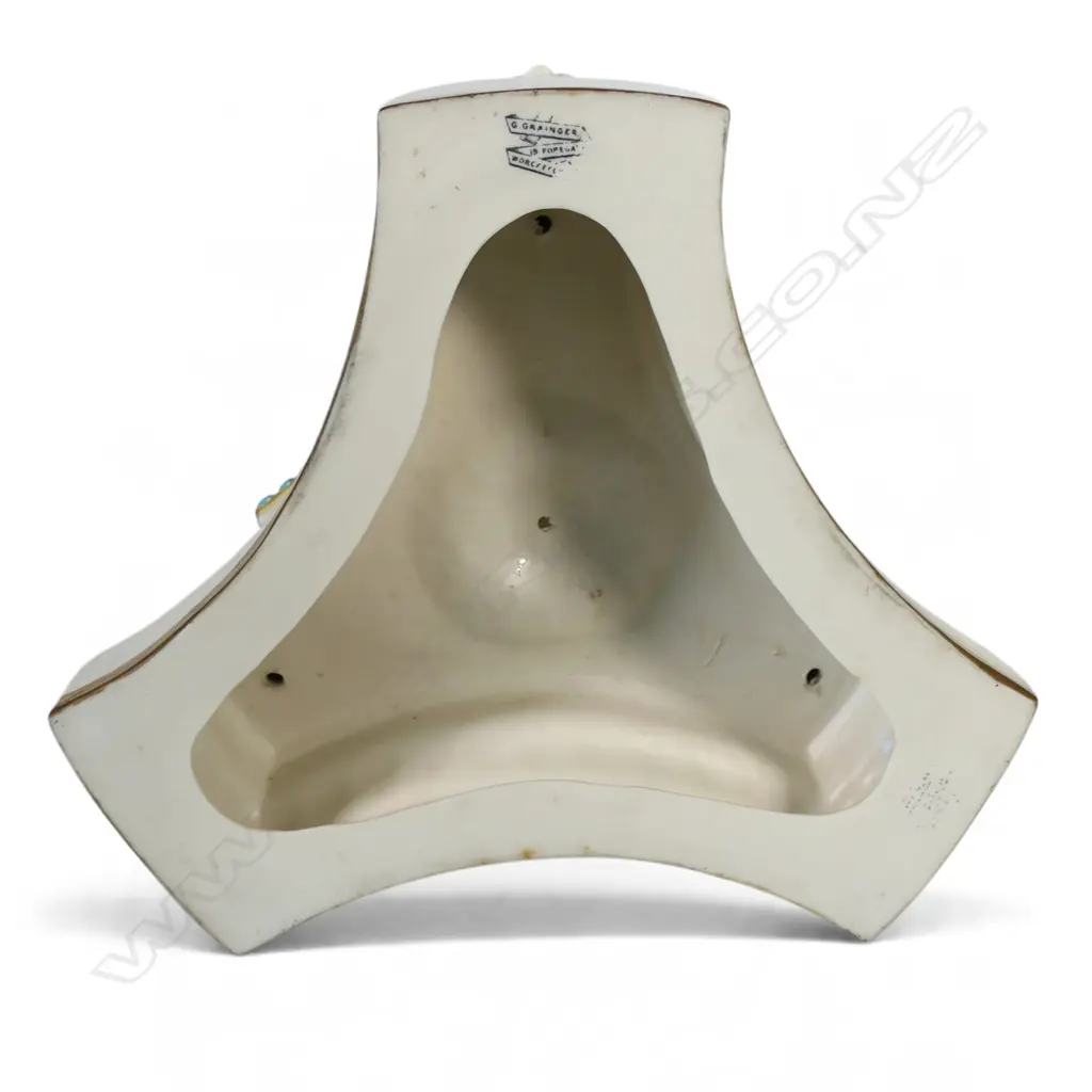 A rare and possibly unique Victorian Grainger Worcester reticulated porcelain exhibition pedestal vase, Image 1++