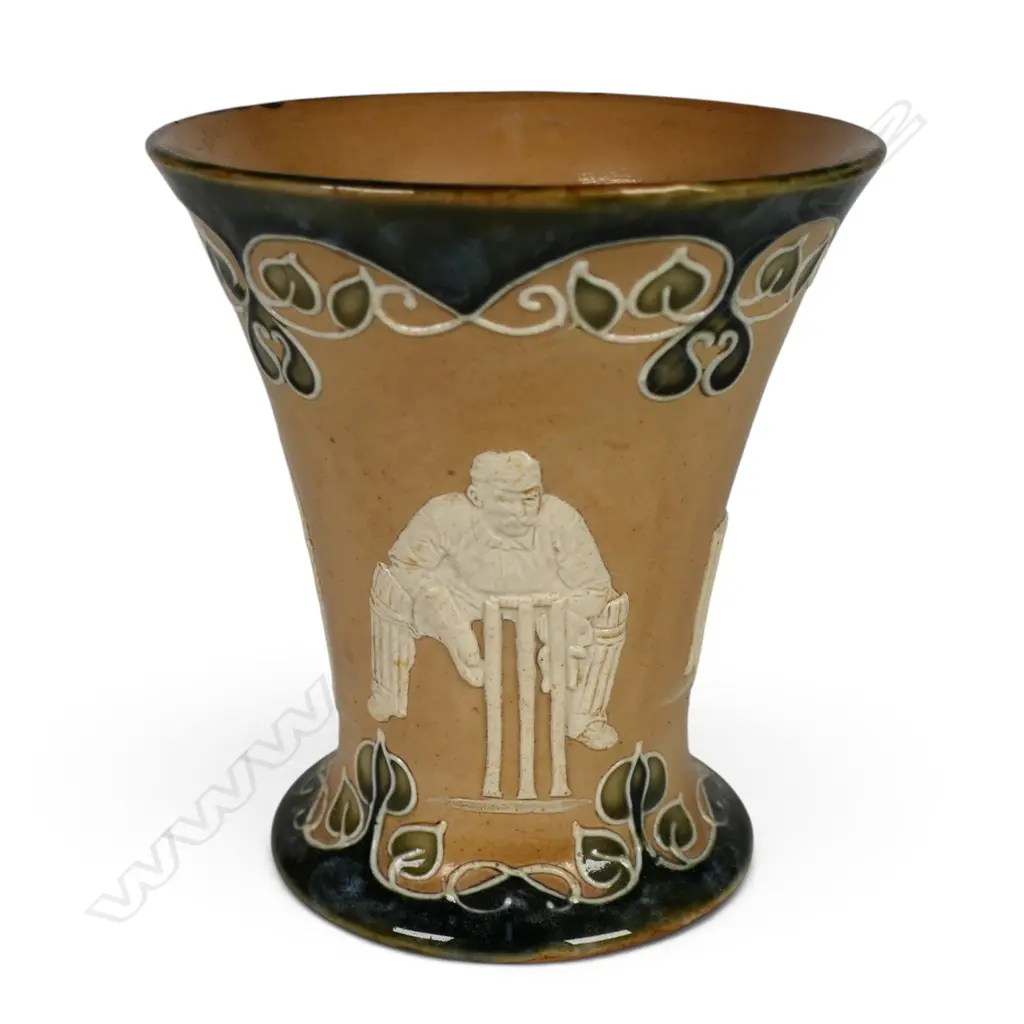 A rare Art Nouveau Doulton Lambeth mug, Image 1++