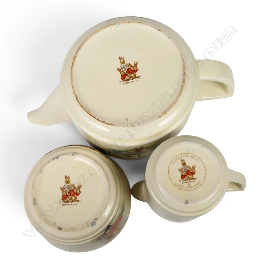 A rare Royal Doulton Bunnykins three piece tea set, Image 1++