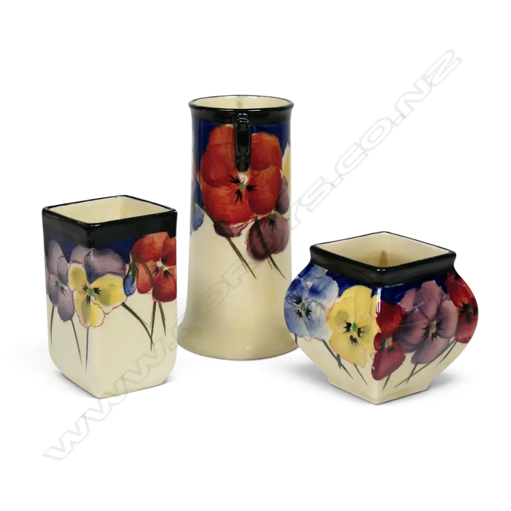 Three Royal Doulton miniature Pansy vases, Image 1++