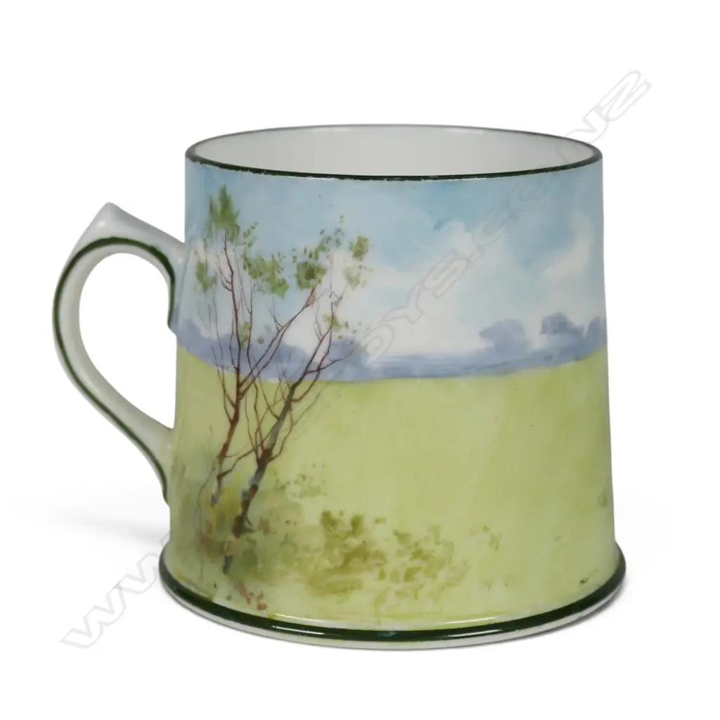 A rare Royal Doulton Coaching mug, Image 1++