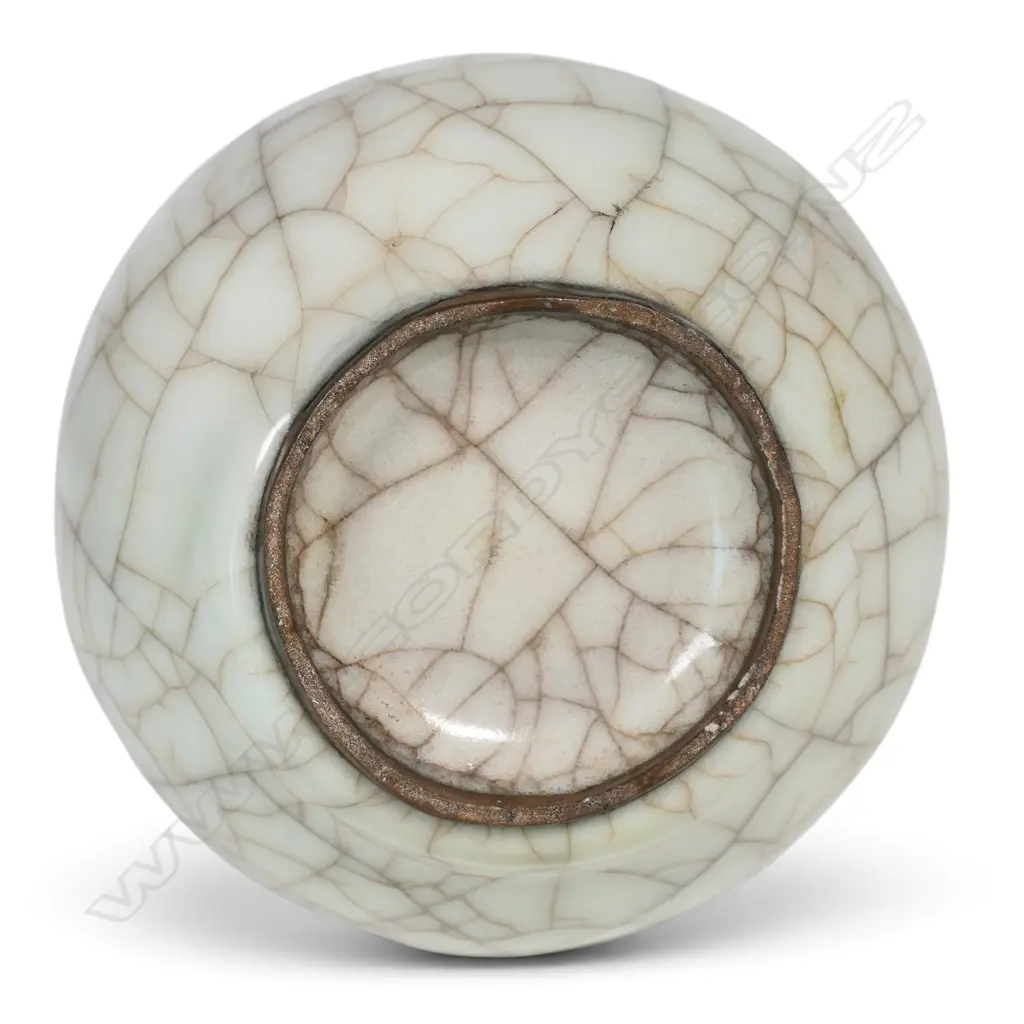 A Chinese crackle celadon glaze bottle form vase, Image 1++