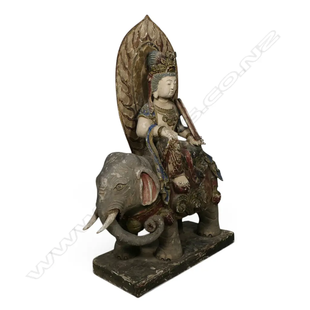 An antique carved polychrome Bodhisattva of compassion, Image 1++