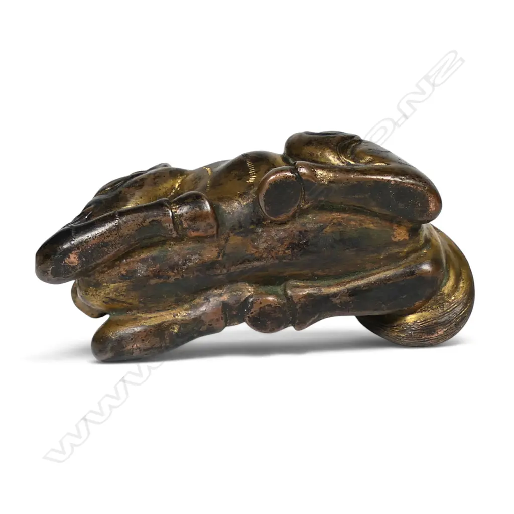 A gilt bronze mythical beast, Image 1++