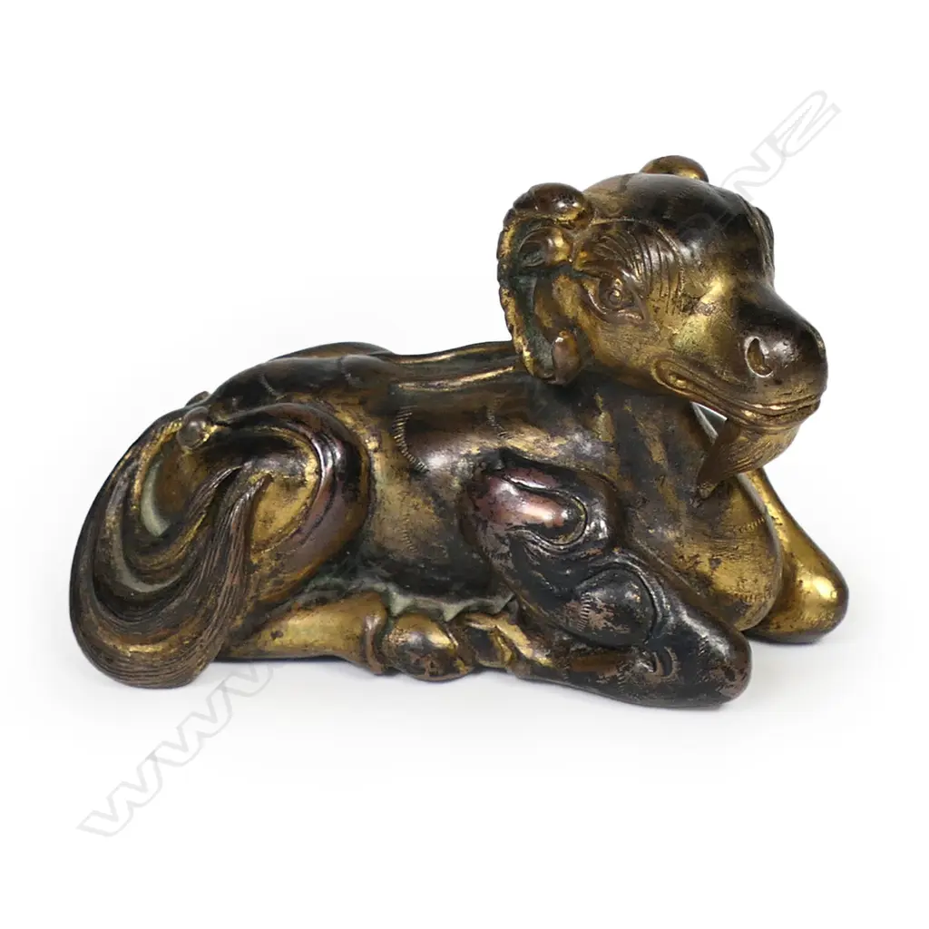 A gilt bronze mythical beast, Image 1++