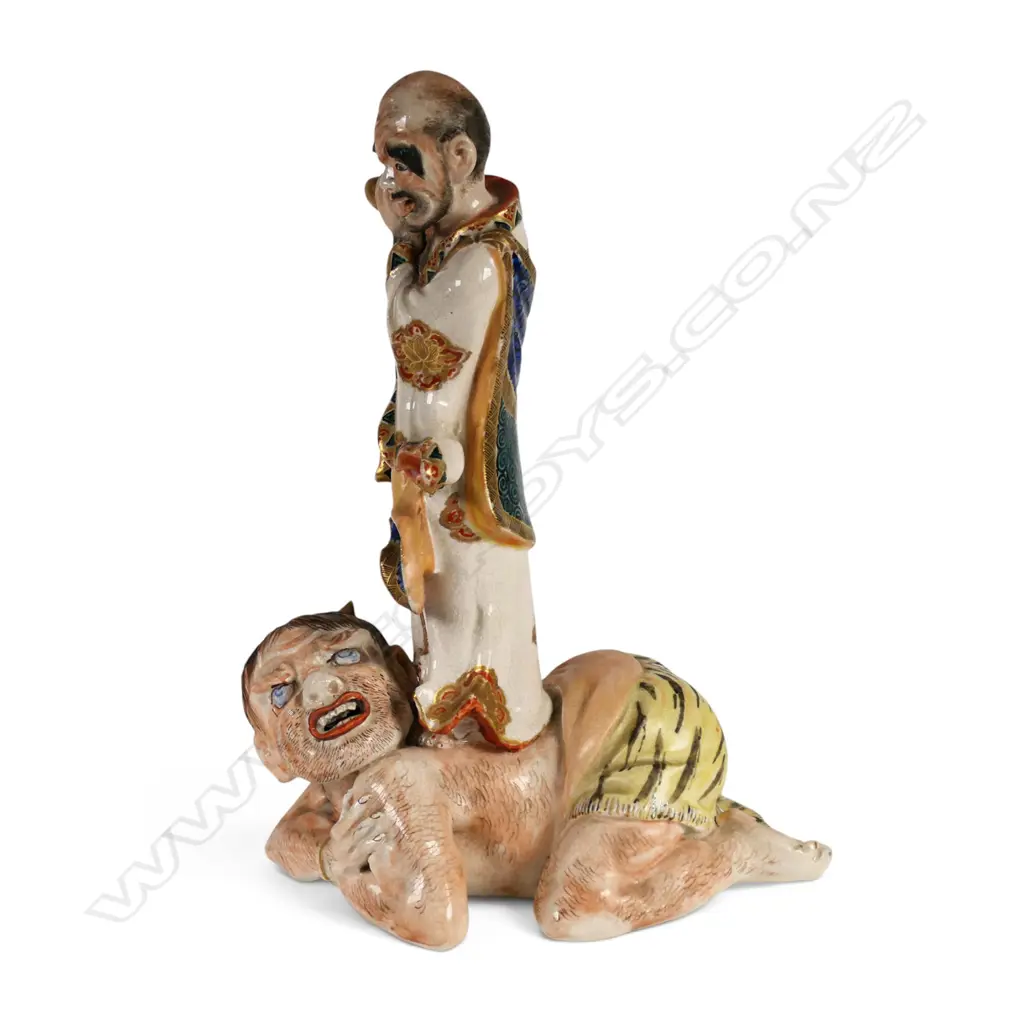 Japanese Meiji Satsuma gilt and enamel figure group, Image 1++